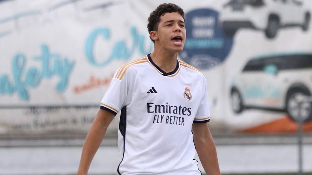 ابنا أسطورة ريال مدريد يقلدان بيلينغهام (فيديو)