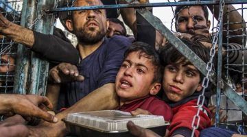 بريطانيا ترسل سفينة لمساعدة غزة وسط المجاعة