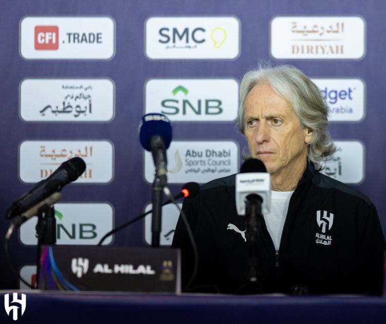 مدرب الهلال يتعهد بالفوز على النصر