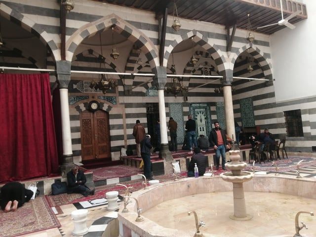 جامع الدرويشية في دمشق.. طراز العمارة الشامية العثمانية (صور)