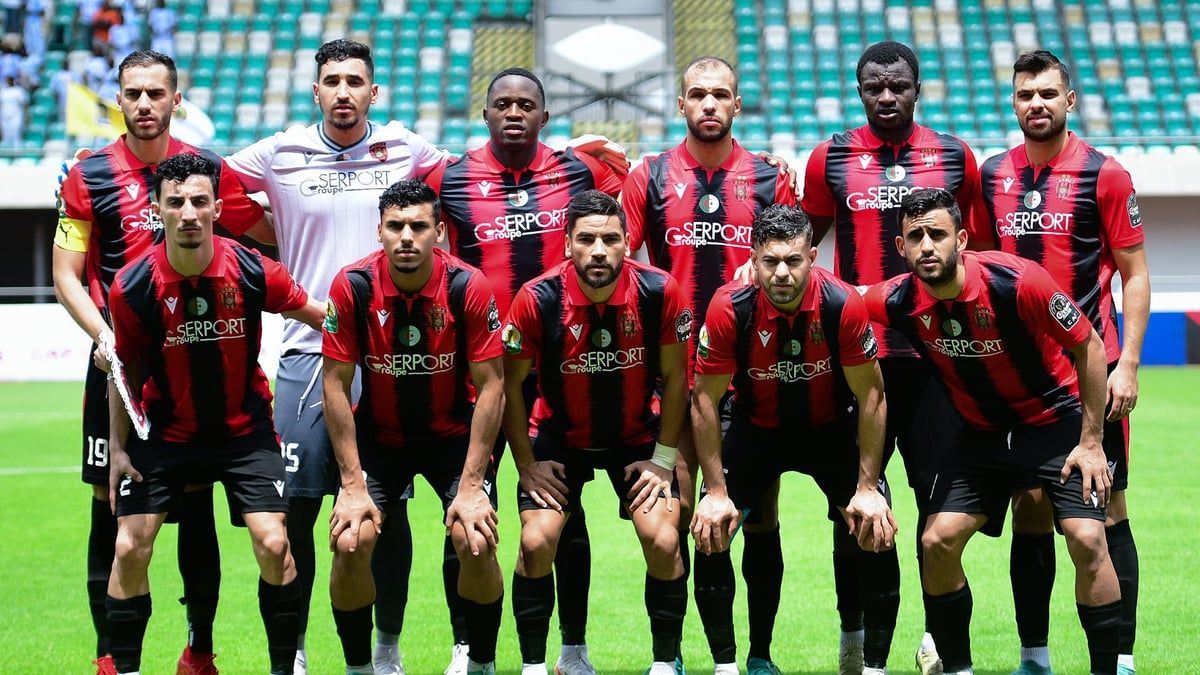 اتحاد العاصمة الجزائري يتأهل إلى نصف نهائي الكونفدرالية الأفريقية