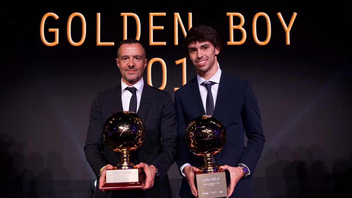 صفقة تبادلية محتملة بين أتلتيكو مدريد وبرشلونة