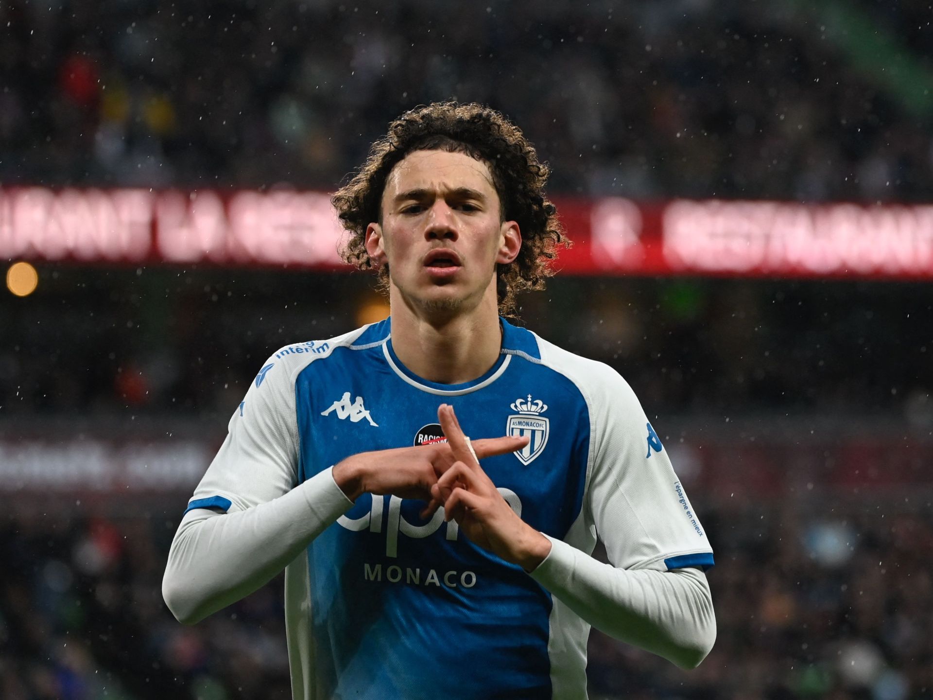 موهبة موناكو تحت رادار الاتحاد الجزائري - موقع الخليج الان