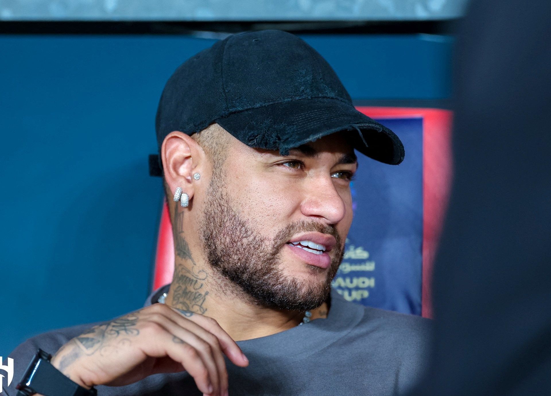 البرازيلي نيمار يفلت من غرامة بملايين الدولارات - موقع الخليج الان