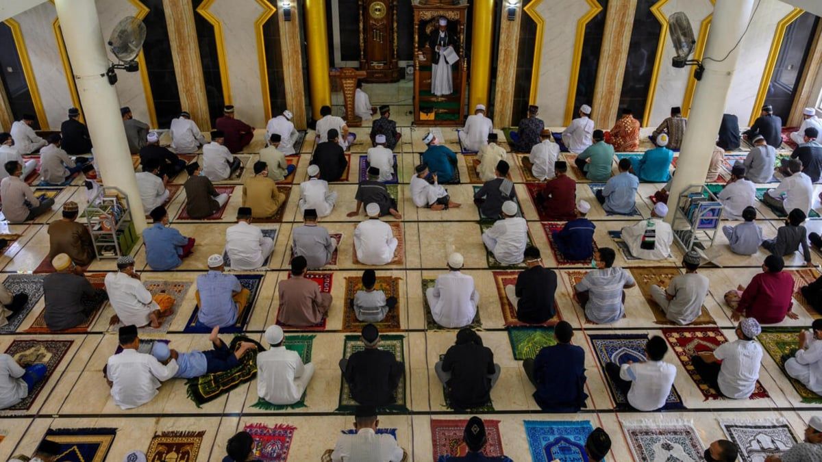 بسبب مواقف عمدتها.. مسلمو نيس يرفضون إقامة صلاة العيد في قاعة المدينة