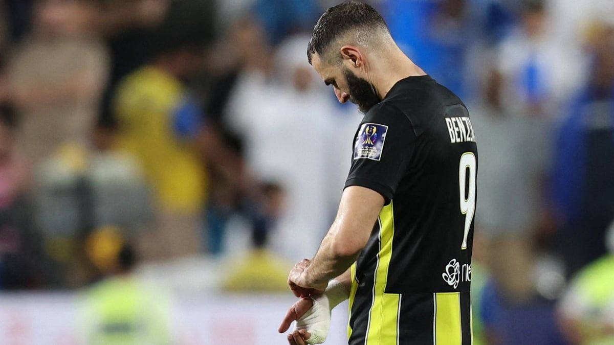 شقيق كريم بنزيما يشن هجومًا على غاياردو مدرب الاتحاد