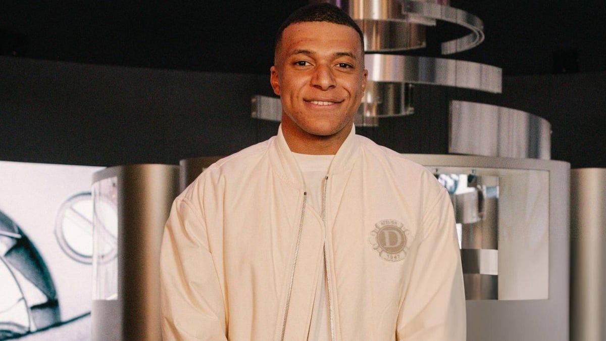 بعد ساعات من الخسارة.. مبابي يصدم باريس سان جيرمان (فيديو)