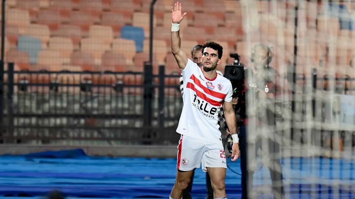 زيزو يضع قدما بين أساطير الزمالك السبعة