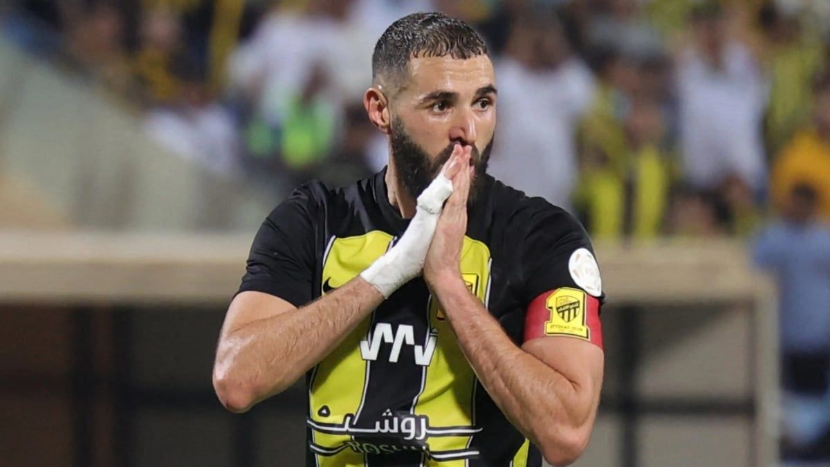 3 إشارات لرحيل بنزيما عن الاتحاد السعودي