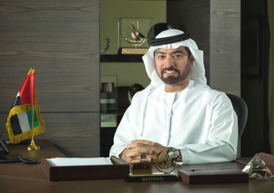 حمدان بن مبارك يهنئ شباب الأهلي بدرع السوبر الإماراتي القطري