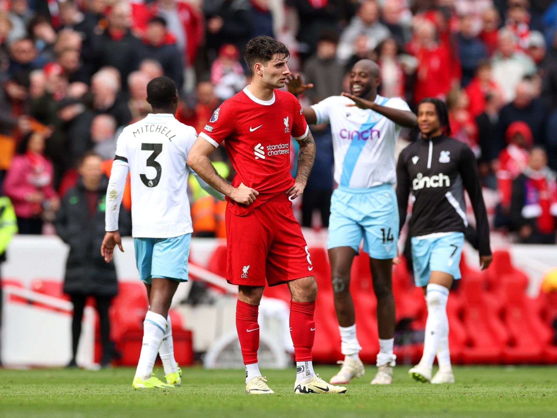 كريستال بالاس يعمق جراح ليفربول - موقع الخليج الان