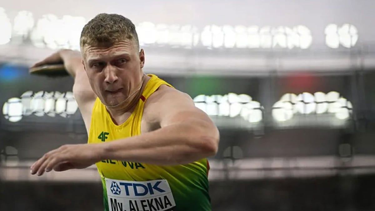 الليتواني أليكنا يحطم الرقم القياسي العالمي في رمي القرص (فيديو)