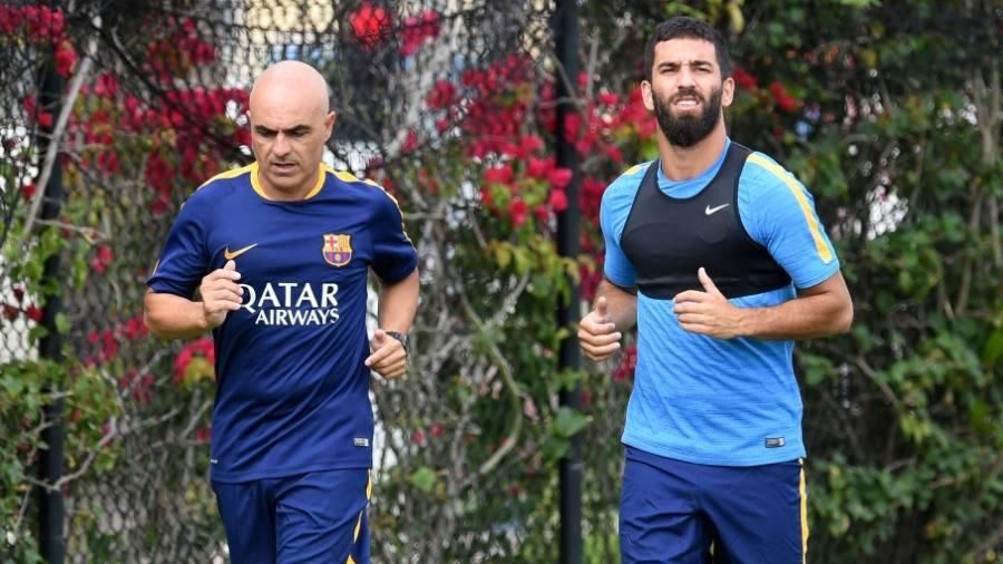 500 صورة تدين توران بتدمير منزله