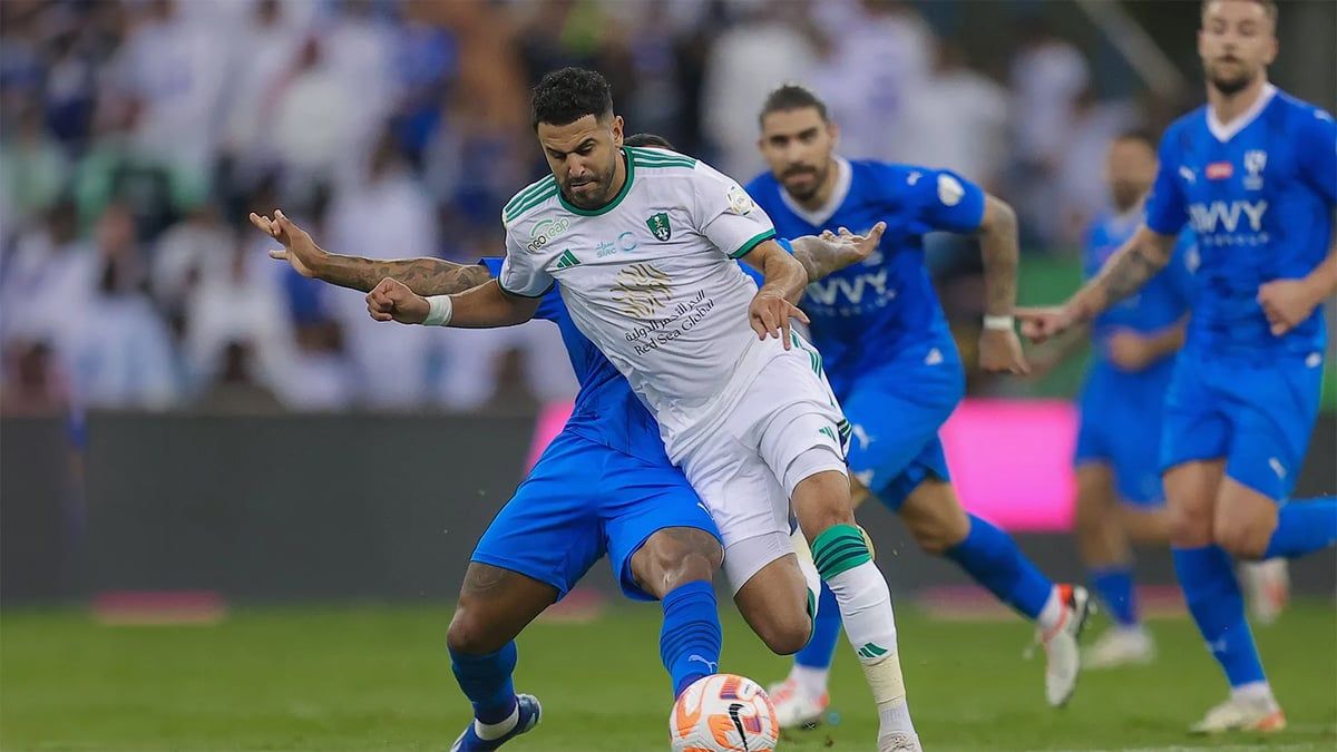 بيان غاضب من الأهلي بعد تأجيل مباراته مع الهلال