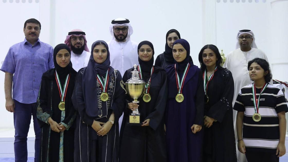 «فتيات الشارقة» يتصدر دوري المراحل السنية للشطرنج