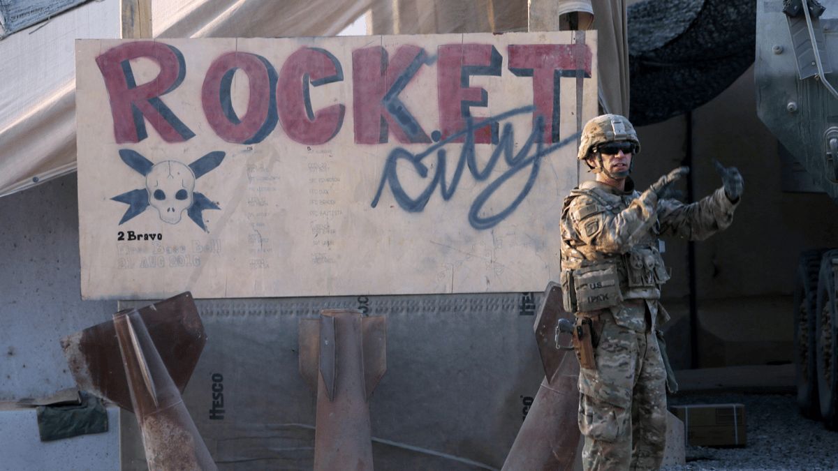 العراق.. إخفاق السوداني في إخراج القوات الأمريكية ينذر بعودة الميليشيات للواجهة