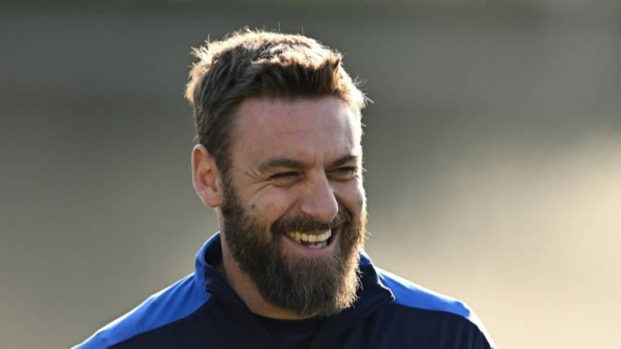 دي روسي مدرباً دائماً لروما