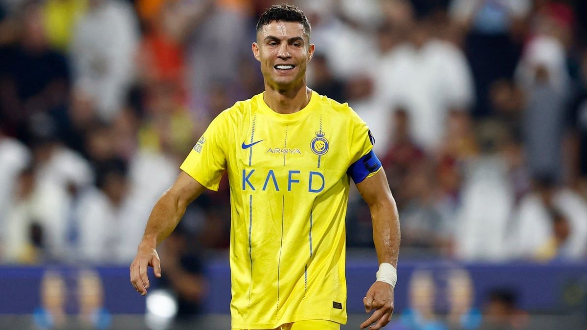 حسم الجدل حول مدة إيقاف رونالدو