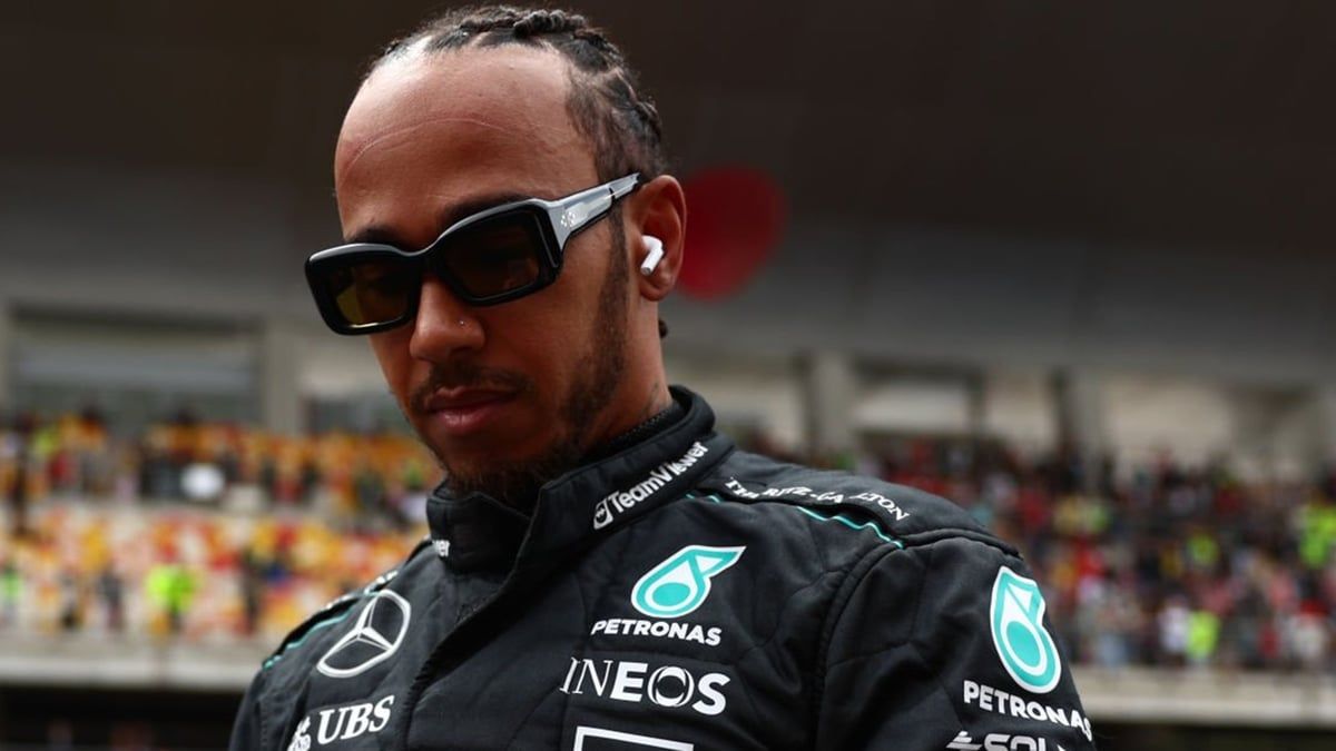 لويس هاميلتون: نسيت شعور تصدر السباقات