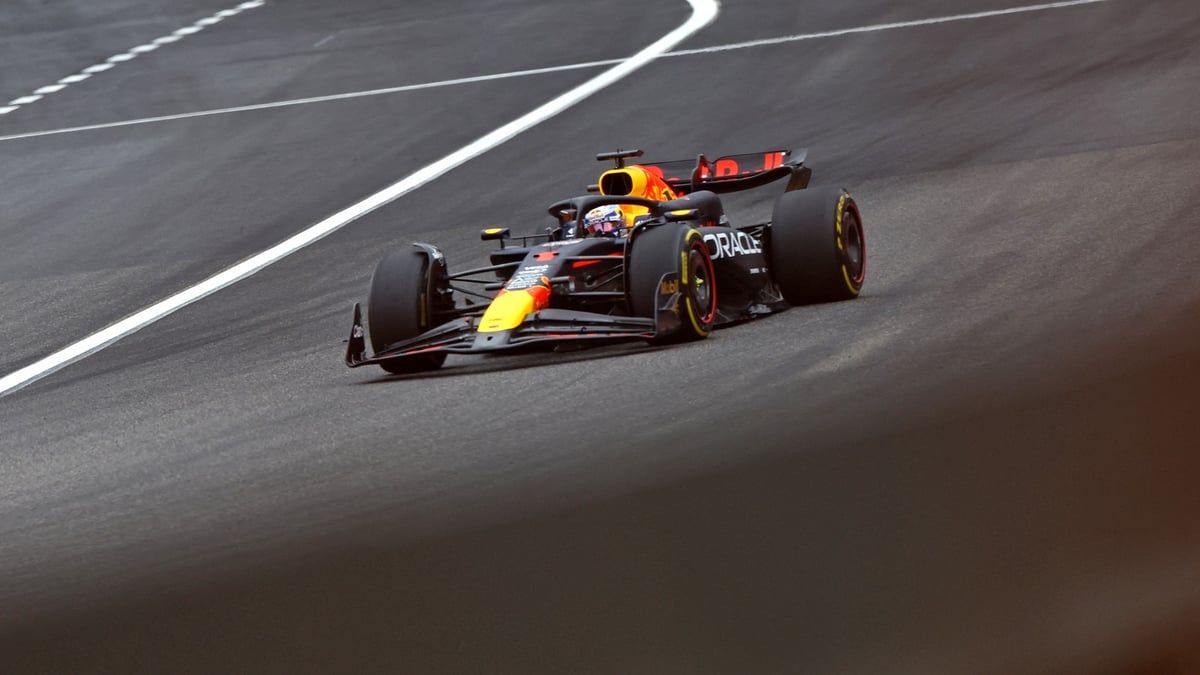 ماكس فرستابن يفوز بأول سباق للسرعة في موسم فورمولا 1