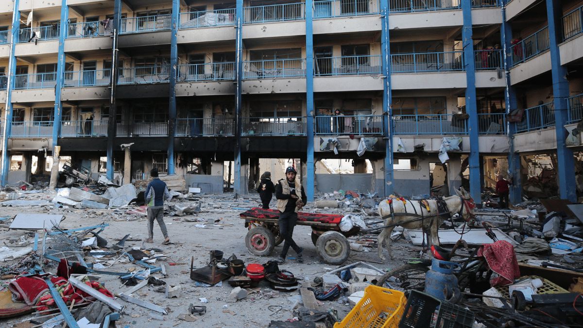 غزة.. خريجون جامعيون يروون قصصًا مؤلمة عن الفقد و"ضياع الأحلام"