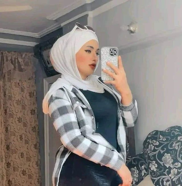 مصرع بلوغر مصرية في حادث سير مروع