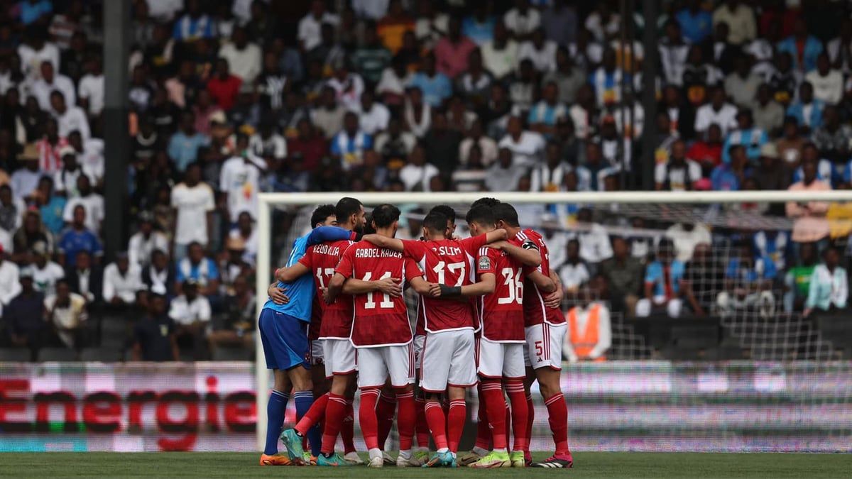 الأهلي المصري يخطر مهاجمه رسميًا بالاستغناء عنه