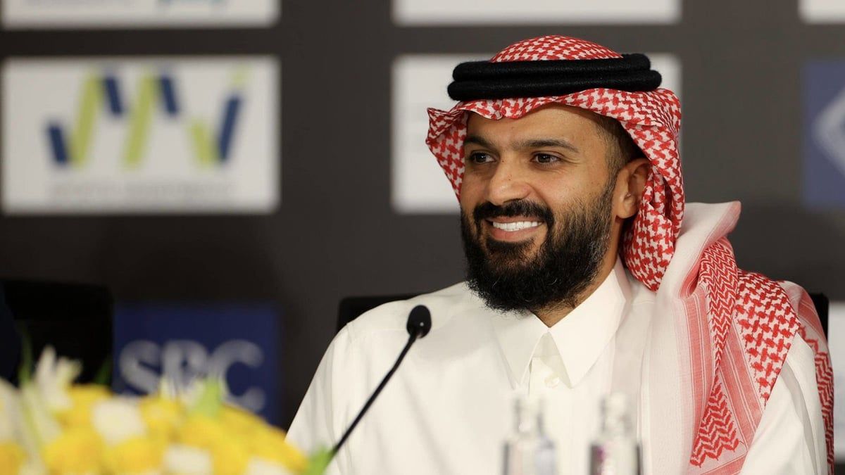 مفاجأة مدوية حول موقف أنمار الحائلي من بيان الاتحاد ضد الهلال