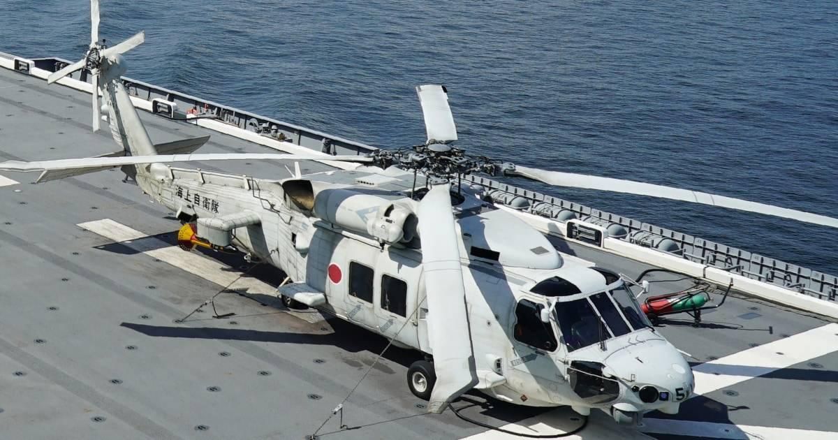 قتيل وفقدان 7 أشخاص بتحطم طائرتي هليكوبتر للبحرية اليابانية