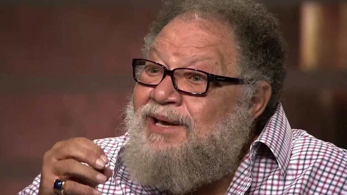 يحيي الفخراني يكشف تفاصيل آخر مكالمة مع صلاح السعدني‎ (فيديو)