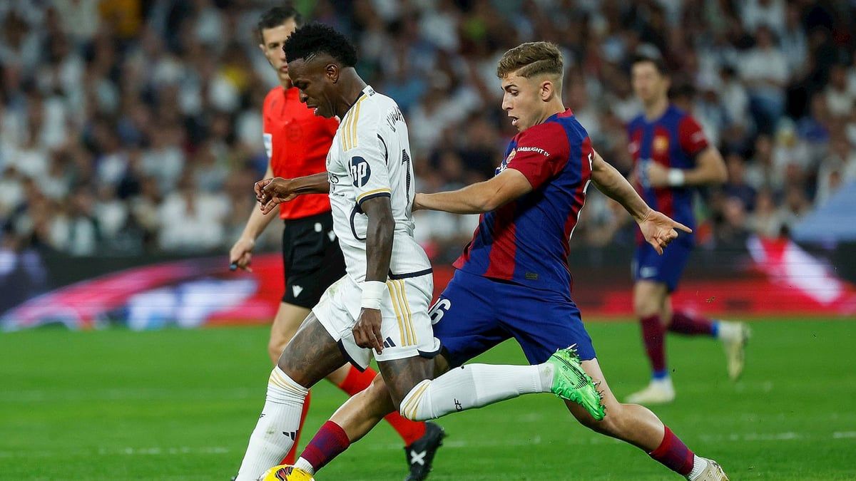 غضب عارم بعد سخرية فينيسيوس من لاعب برشلونة (صورة)