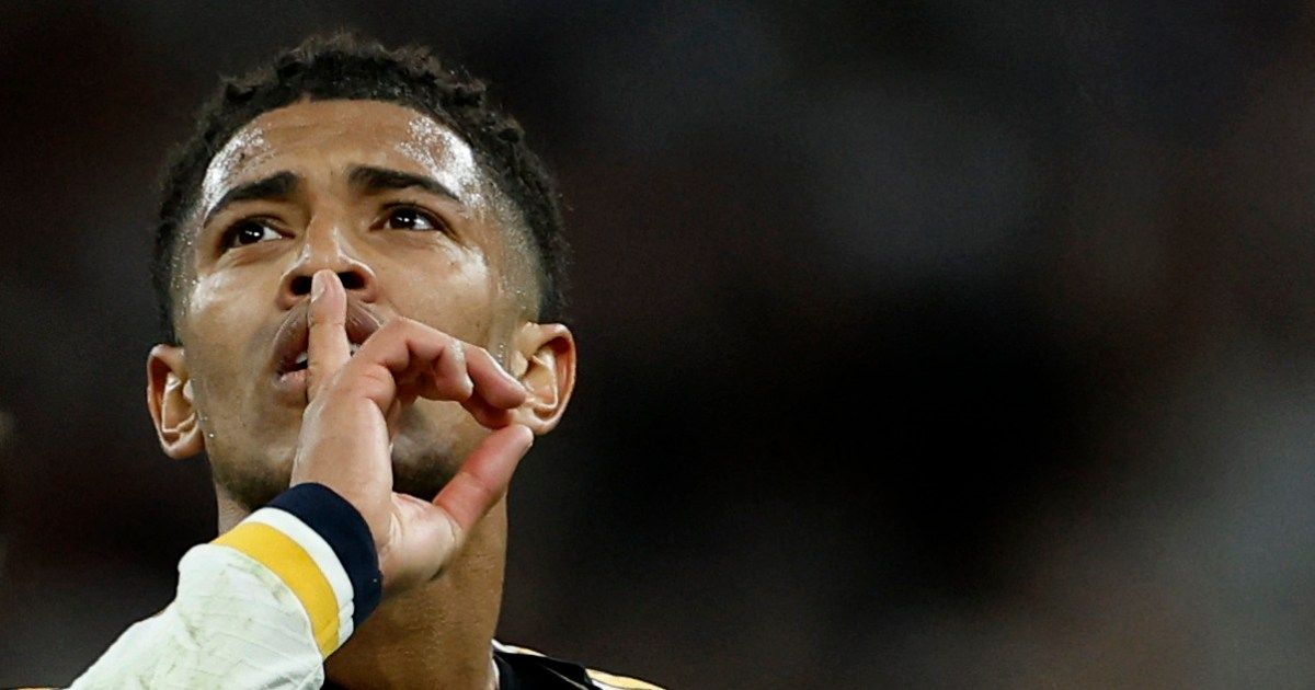 ريال مدريد يهزم برشلونة ويقترب من الفوز بلقب الليغا - موقع الخليج الان