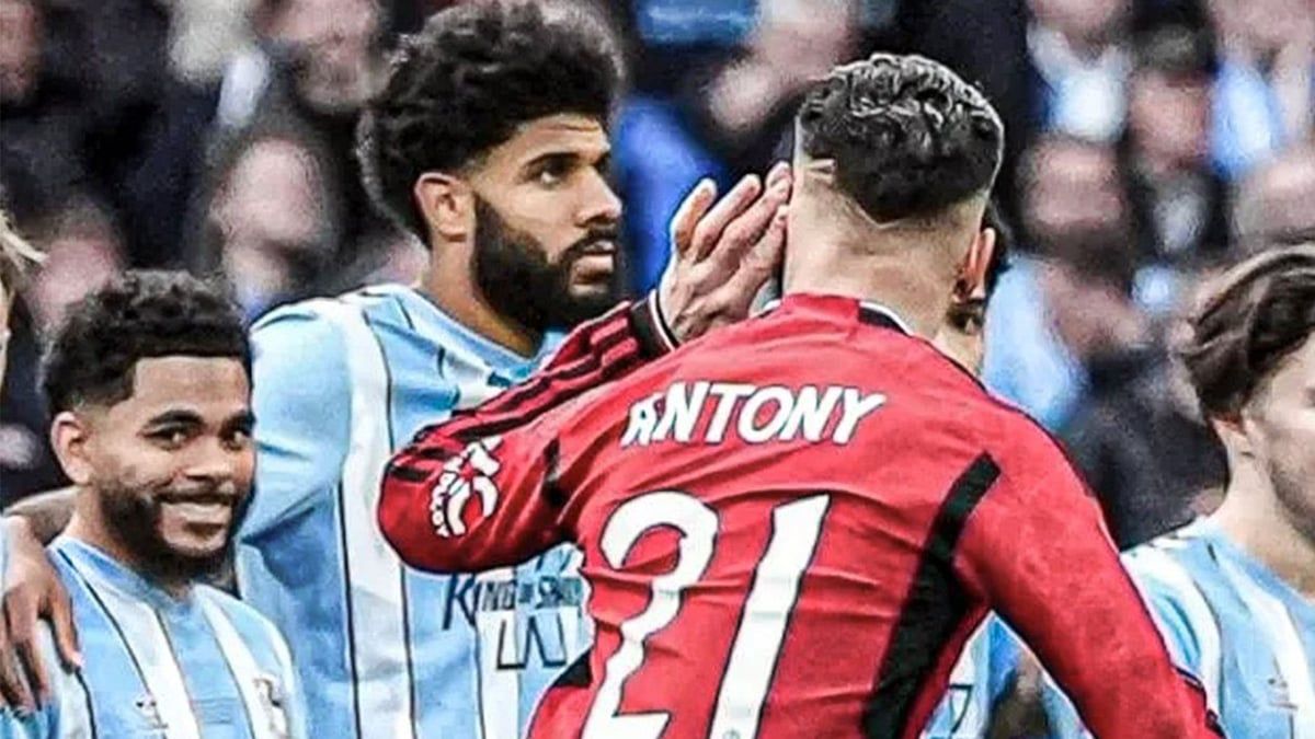 انتقادات لأنتوني بسبب طريقة احتفاله أمام لاعبي كوفنتري (فيديو)