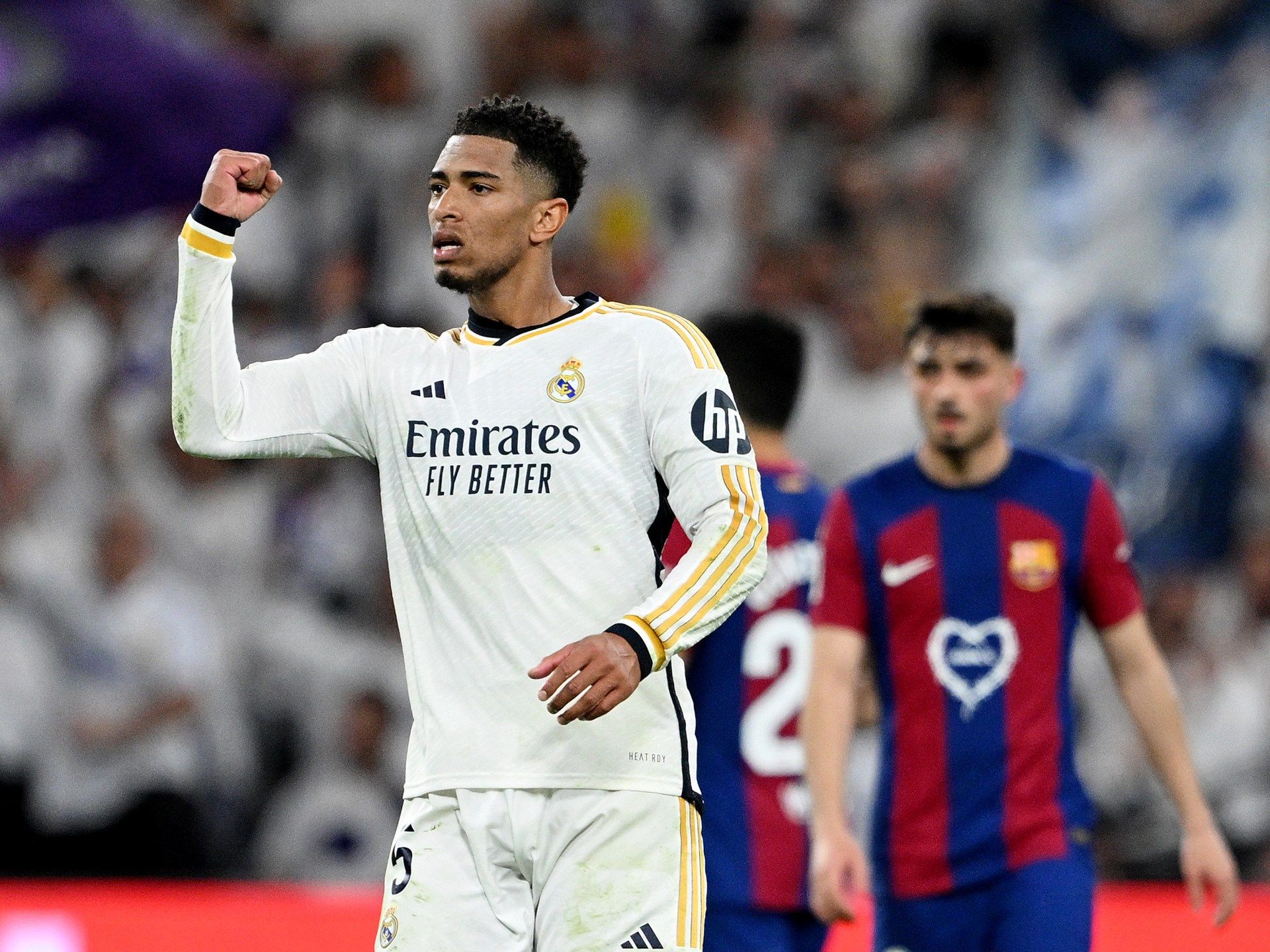 شاهد- هكذا فاز ريال مدريد على برشلونة.. مقامرة تشافي ومدفع بيلينغهام - موقع الخليج الان