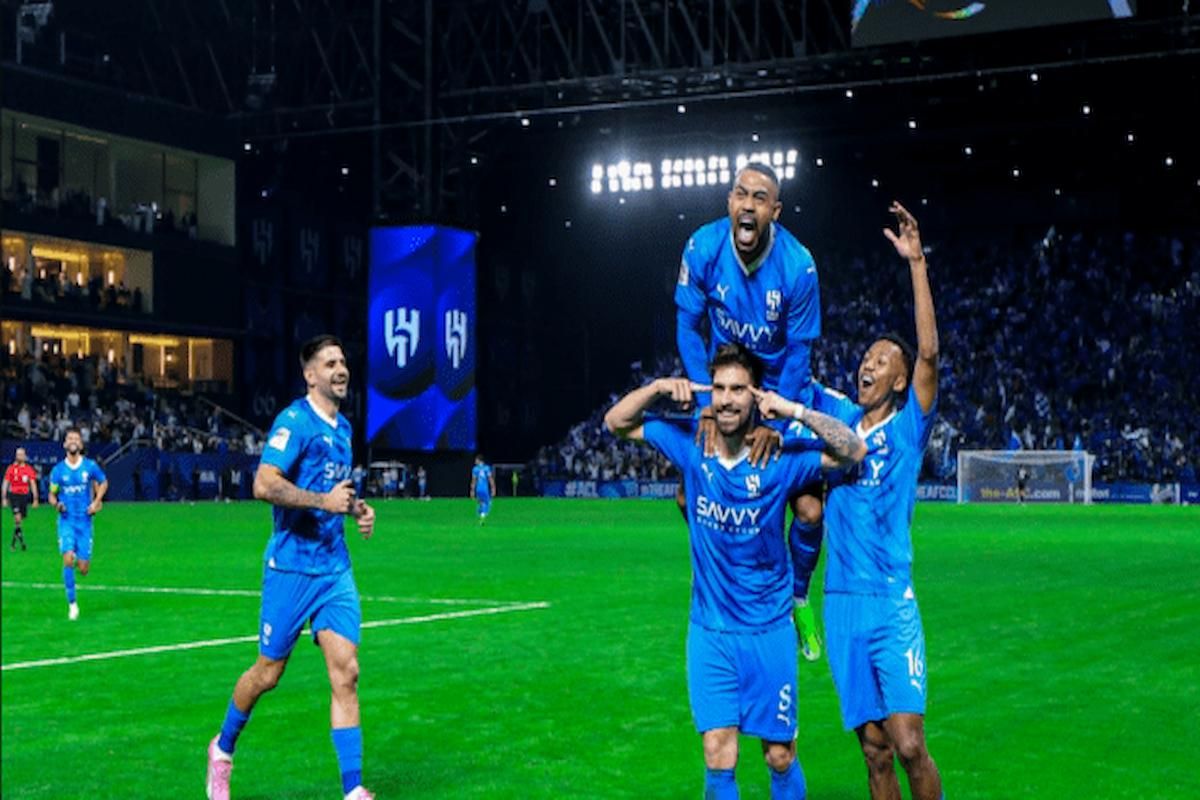 التأهل مُستبعد في تلك الحالة!! البلوي يحذر من الخطأ الفادح الذي يهدد الهلال في آسيا - موقع الخليج الان