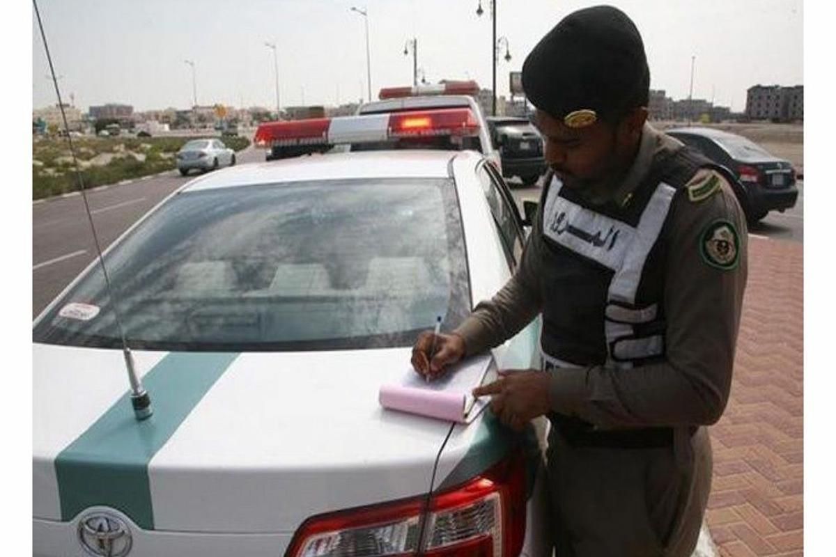 عاجل!! المرور يعلن عن شروط الاستفادة من تخفيض الـ 25%.. لا تتجاوز الـ 15 يومًا - موقع الخليج الان