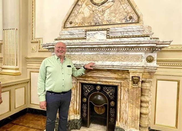 كان مقرًا لعائلته.. أحمد فؤاد الثاني "آخر ملوك مصر" يزور قصر المنتزه (صور)