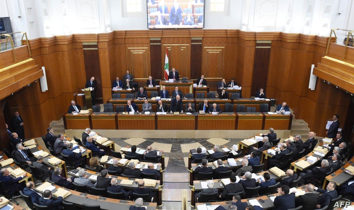 لبنان.. تأجيل الانتخابات البلدية لمدة عام