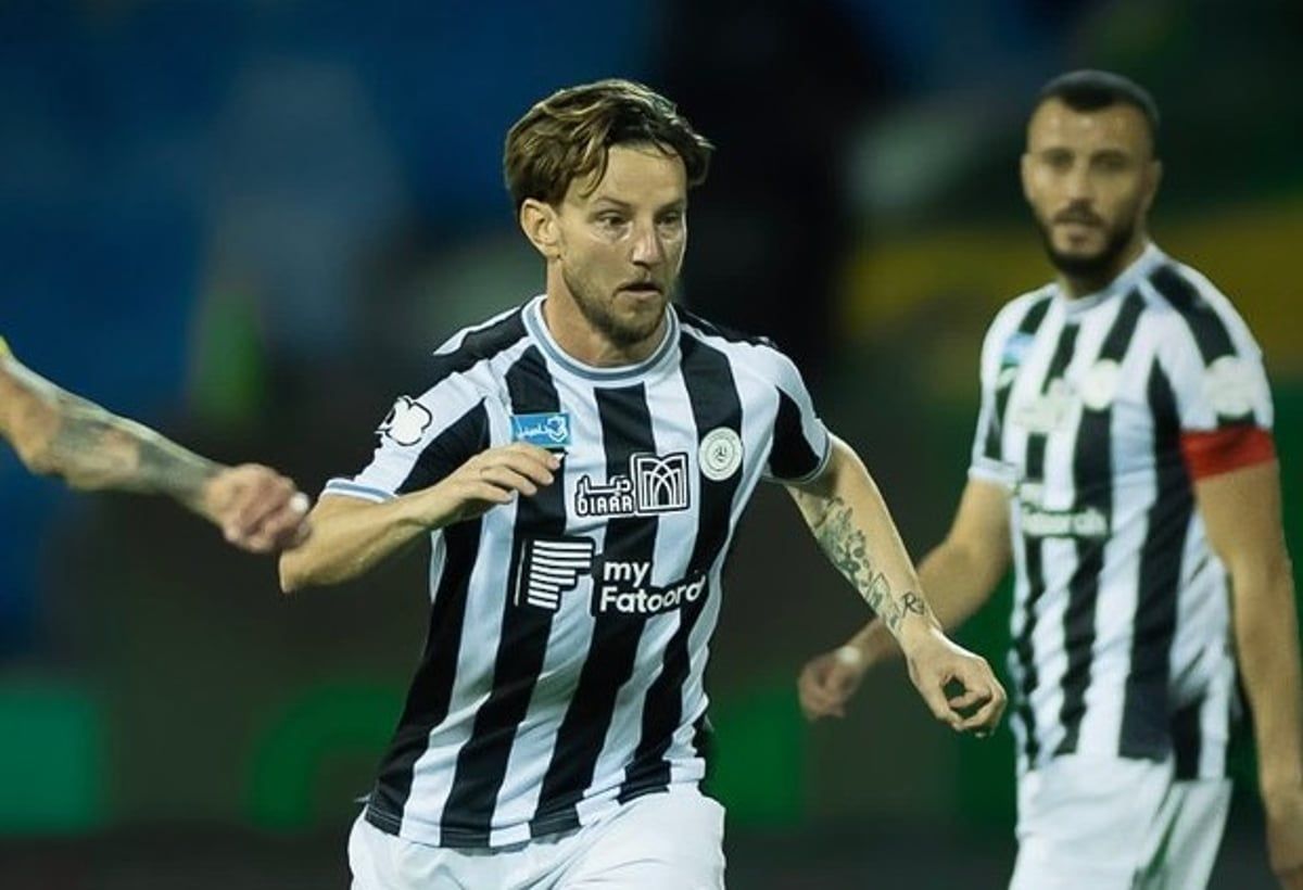 ردّ قوي من راكيتيتش على تصريحات رونالدو