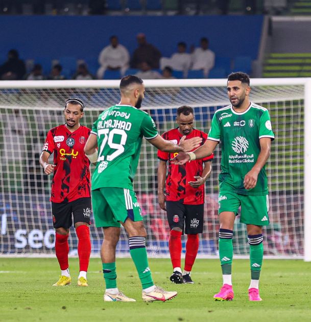 أهلي جدة يبحث عن نقاط الرياض