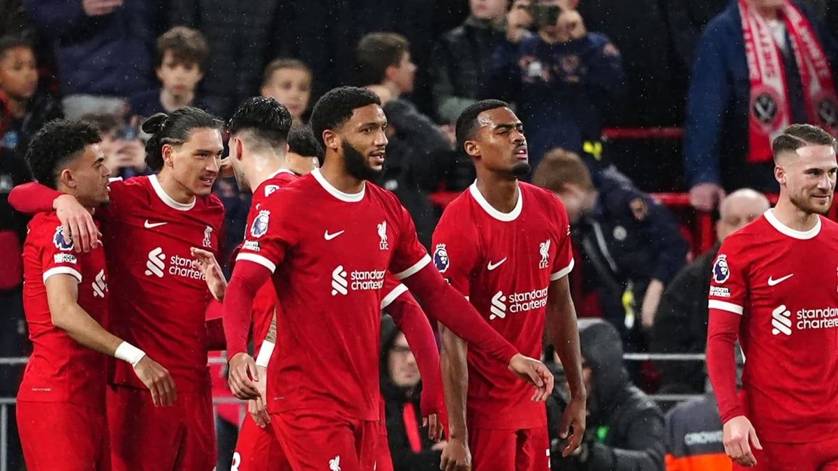 بعد أدائه المتواضع.. كشف مصير مهاجم ليفربول