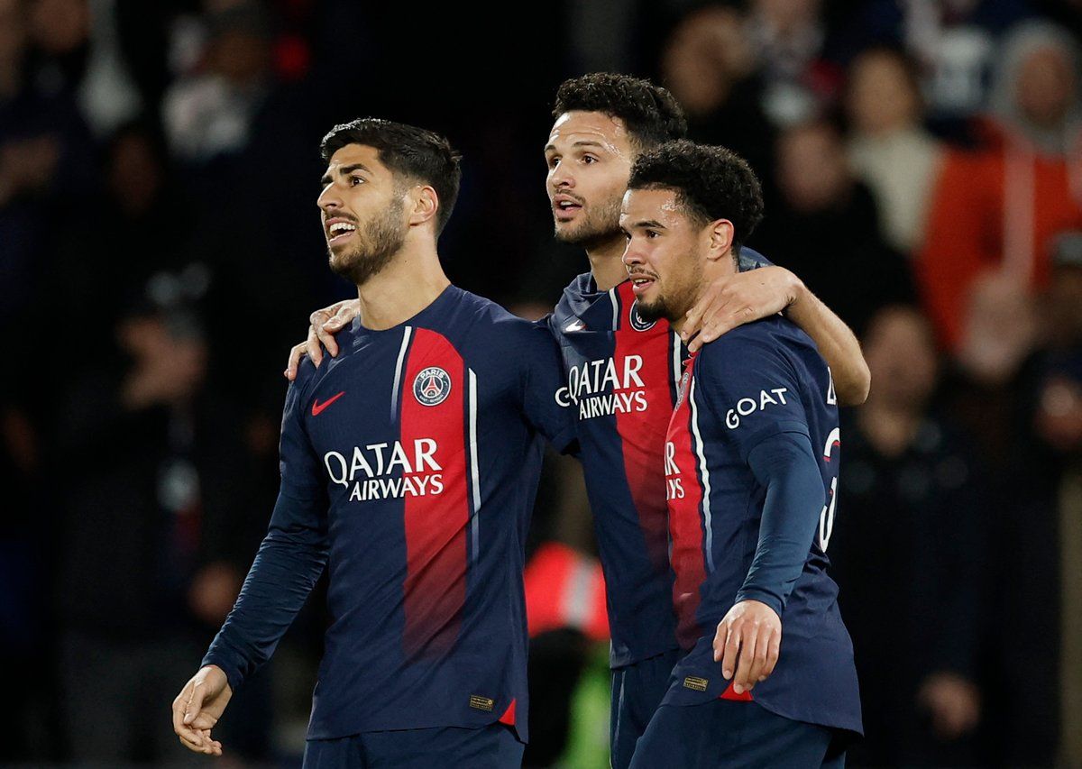 رابطة الدوري الفرنسي تفاجئ لاعبي باريس سان جيرمان