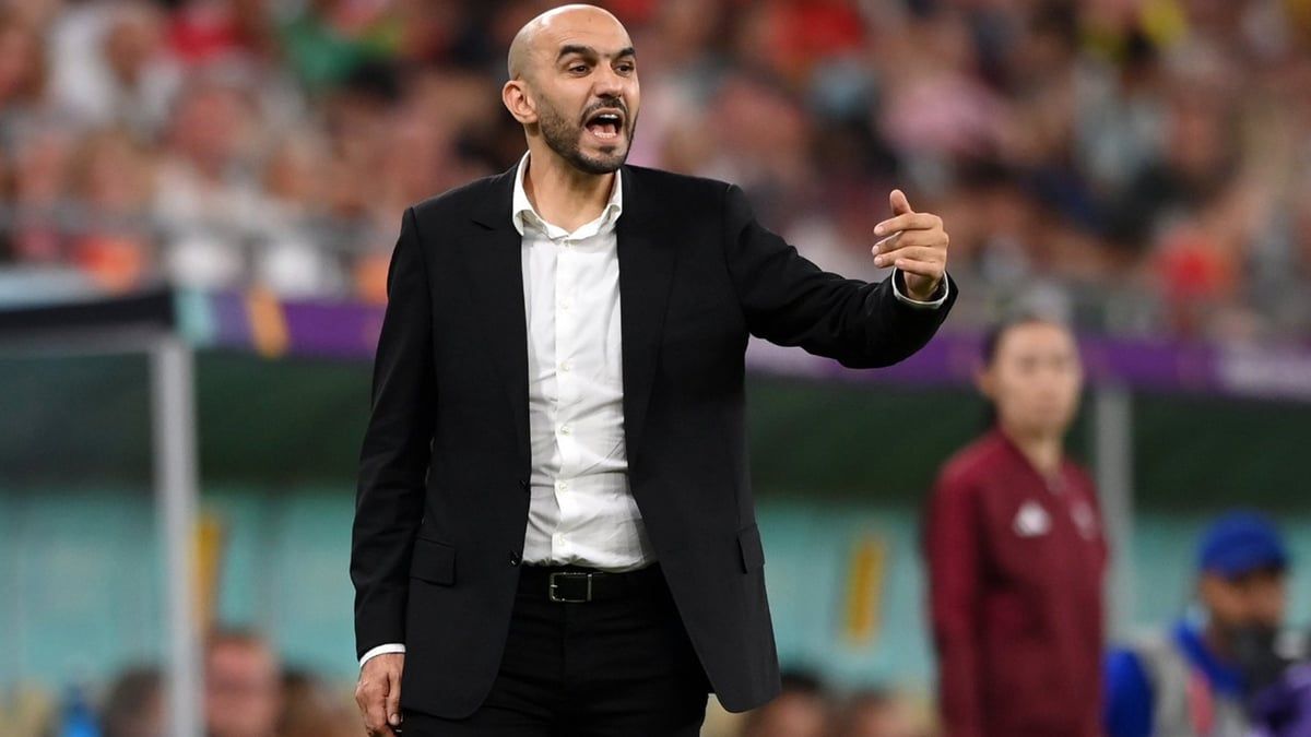 سبب تواجد وليد الركراكي في السعودية