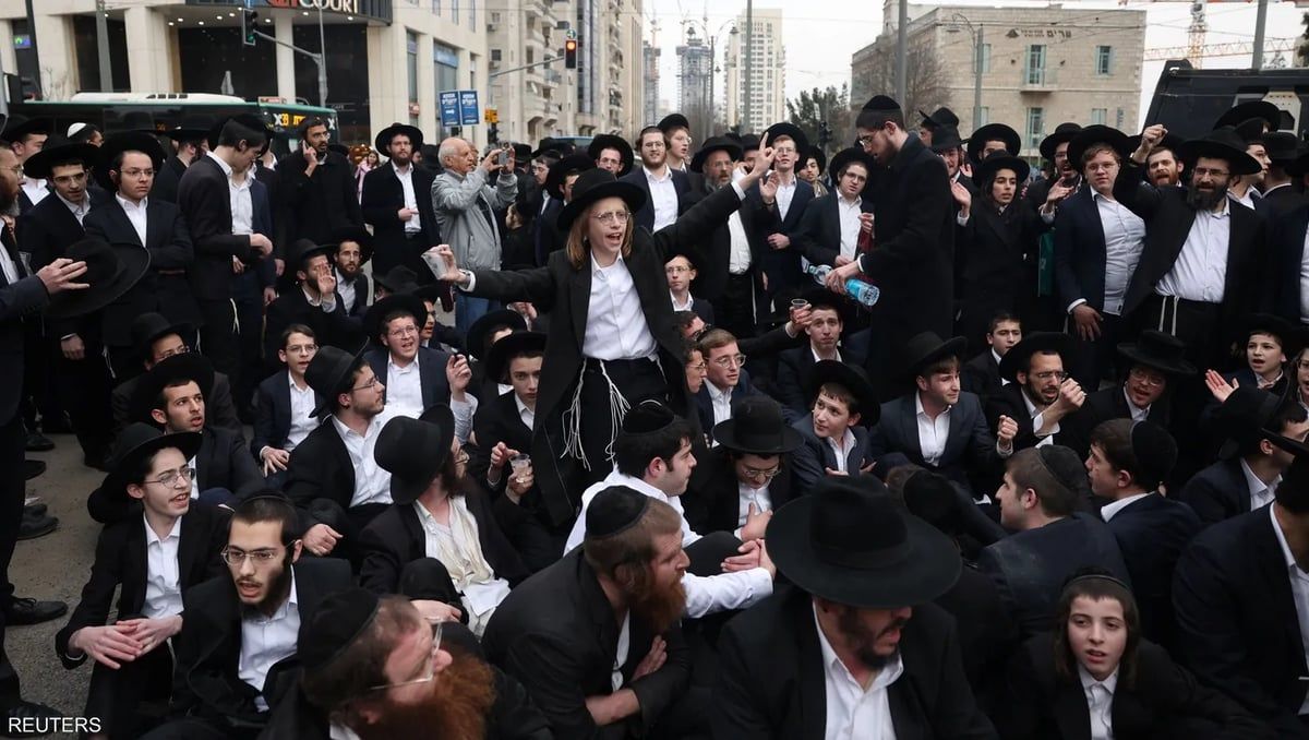 للمرة الثانية.. حكومة نتنياهو تطلب تأجيل مهنة البت في تجنيد "الحريديم"