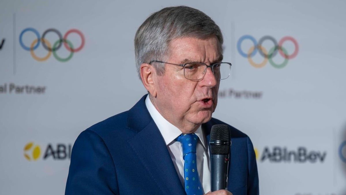 توماس باخ يتعهد بدعوة رياضيين فلسطينيين للمشاركة في أولمبياد باريس