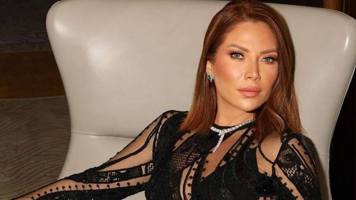 سلافة معمار: أعيش قصة حب مع رجل يحبني ويحتويني