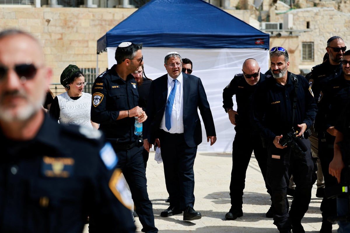 في أول ظهور بعد حادث السير.. بن غفير يتحدث عن "معجزة" (فيديو)