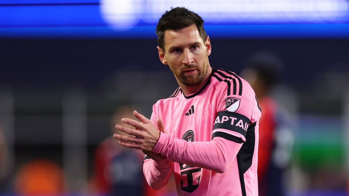 بمستوى مذهل.. ميسي يحطم رقم أسطورة برشلونة في أمريكا