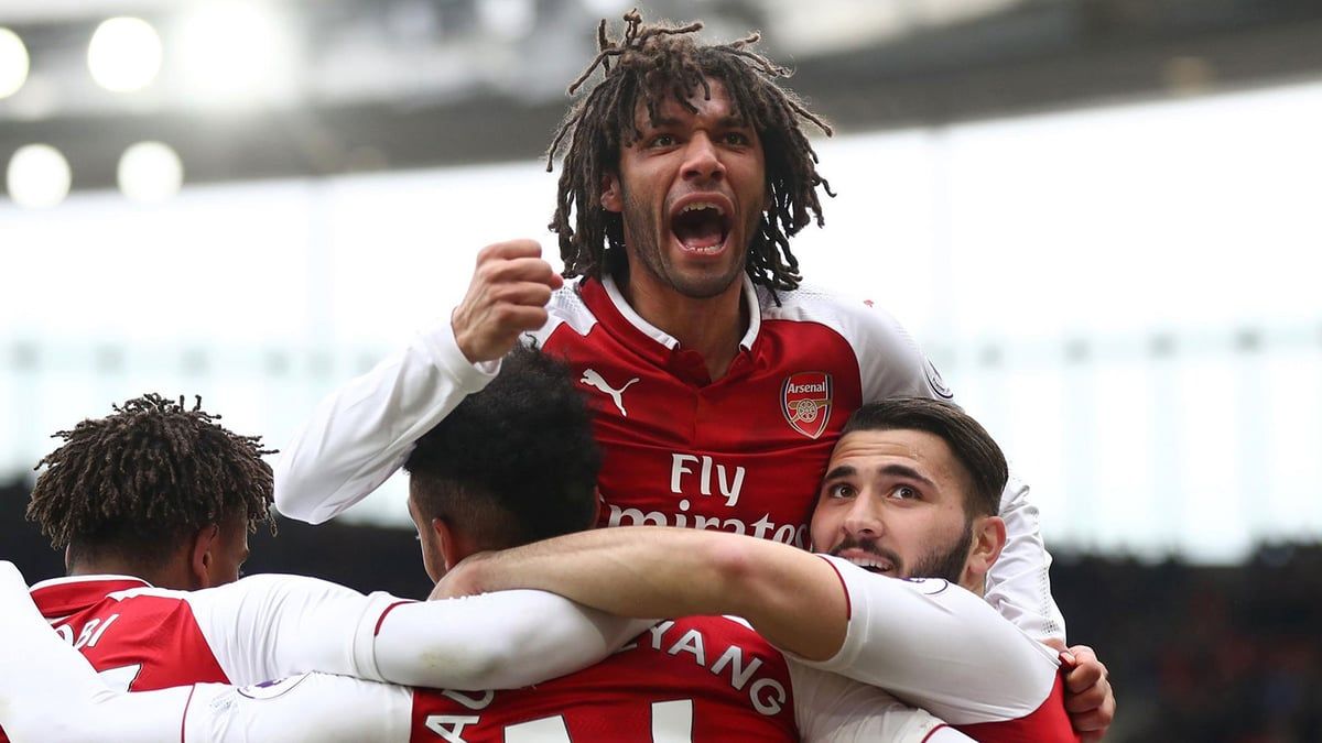 ناد سعودي ينافس الأهلي المصري على نجم آرسنال