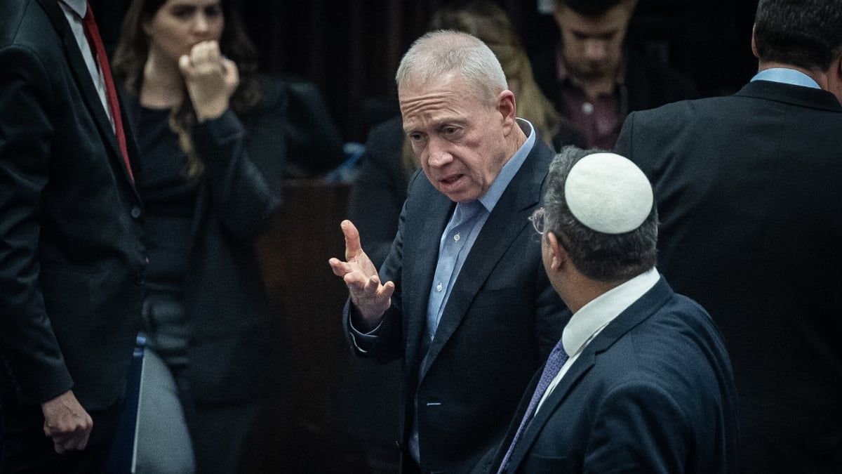 بن غفير يهاجم غالانت إثر أوامر اعتقال إدارية بحق يمينيين متطرفين